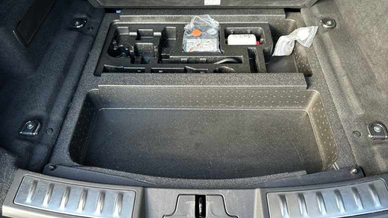 Land Rover Range Rover Evoque 2.0 D200 R-Dynamic SE 5dr Auto Diesel Hatchback